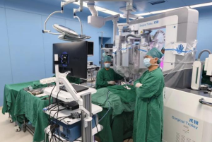 Surgerii Robotics’ Single-Port Robot Enables Complex Bladder Cancer Resection at Haidian Hospital