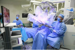 Peking University Shougang Hospital Performs First Complex Hepatectomy with Chinese Single-Port Surgical Robot