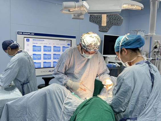 Professor Liu Wei's Team at Shandong Provincial Hospital Affiliated to Shandong First Medical University Completes the First Case in East China of Tubal Reanastomosis After Ligation Using a Domestically Developed Single-Port Surgical Robot